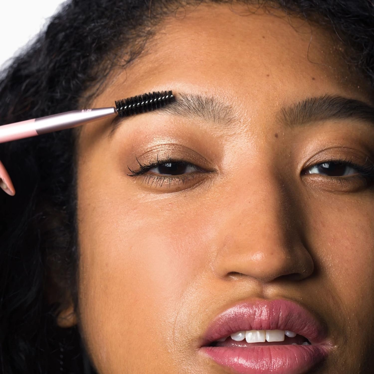 image:imageReal Techniques Brow Shaping Set Spoolie Tweezers amp Brow Brushes DualEnded Tools For Styling amp Shaping Eyebrows Get Full Fluffy Brows Multiuse Brushes CrueltyFree 3 Piece SetDualEnded Brow Brush