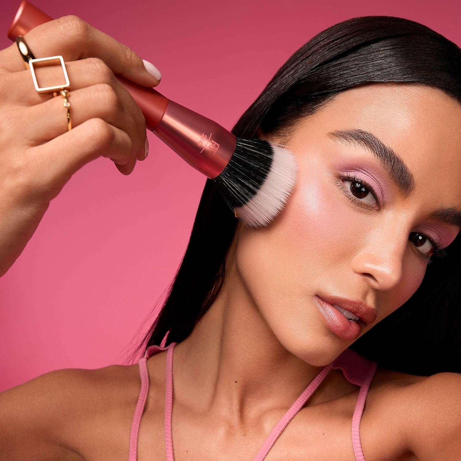 image:imageReal Techniques Extra Big Finishing Brush Large Makeup Brush For Powder Bronzer Highlight amp Contour XL Oversized Fan Brush For Quick Application CrueltyFree Synthetic Bristles 1 CountPink