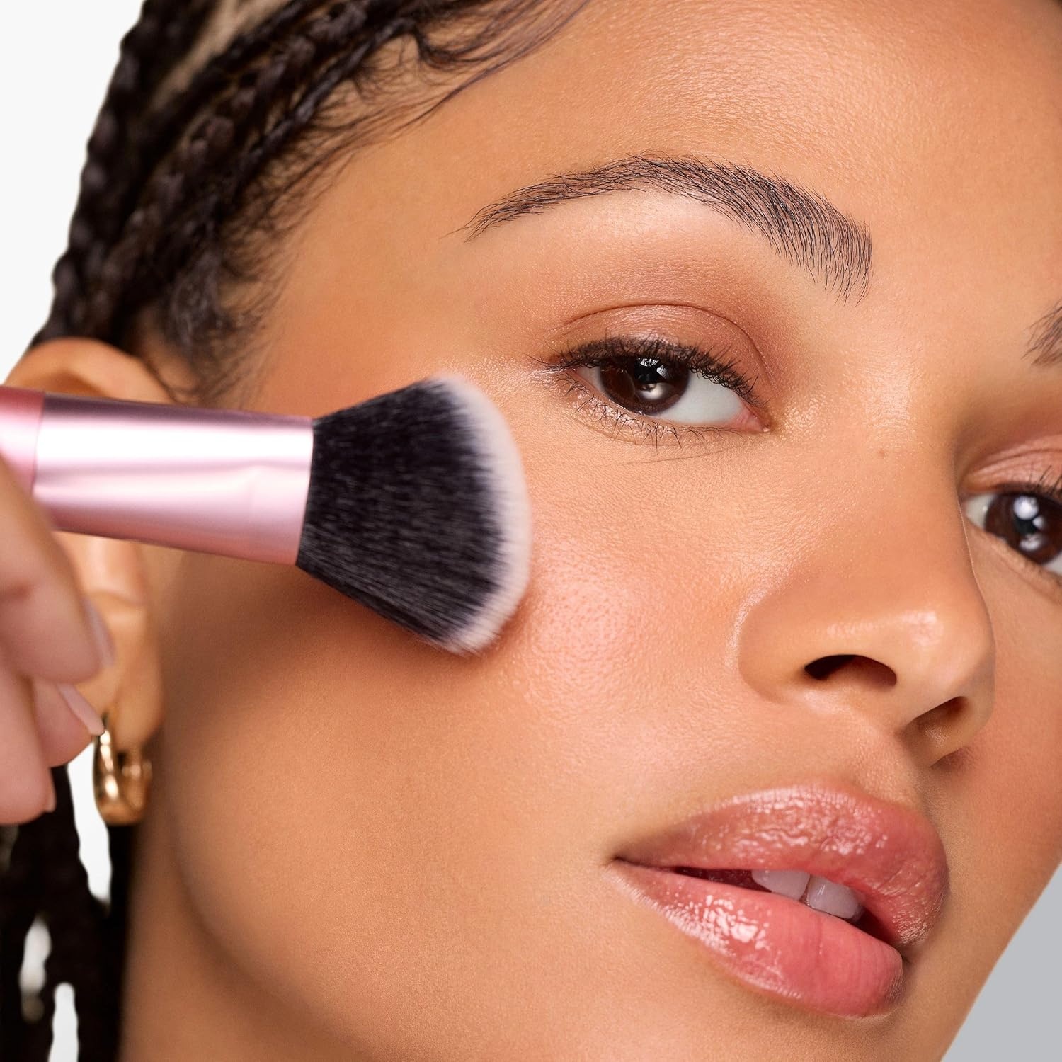 image:imageReal Techniques Full Beat Makeup Brush Set 4 Piece Brush Kit for Foundation Concealer Blush Contour Highlight amp Powder Blending Travel Set Soft UltraPlush Bristles CrueltyFreeFull Beat Makeup Brush Set