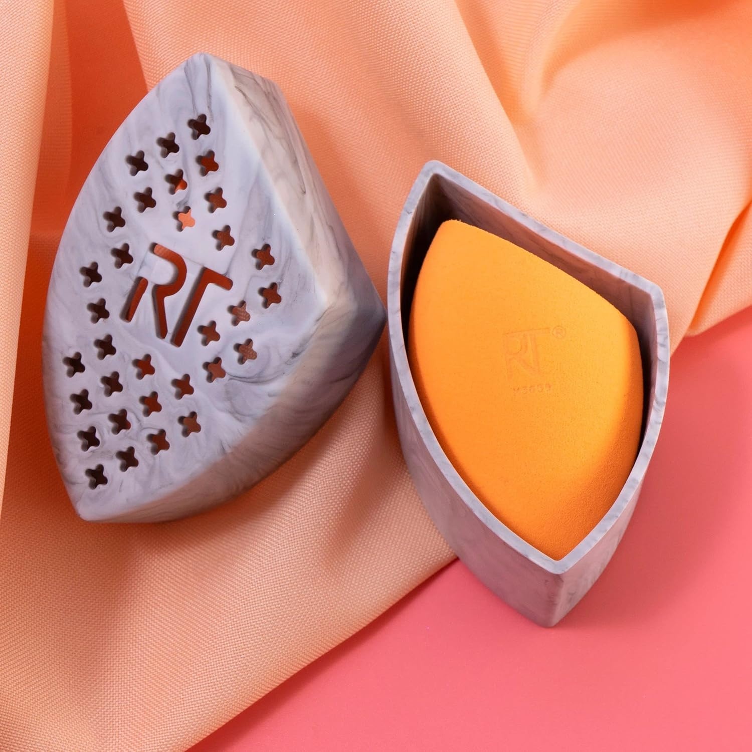 image:imageReal Techniques Miracle Complexion Assorted Beauty Sponges Makeup Blender For Blending amp Sculpting Full Coverage Professional Makeup Tool Cruelty Free Vegan Latex Free 6 Piece Sponge SetPremium Sponge Case