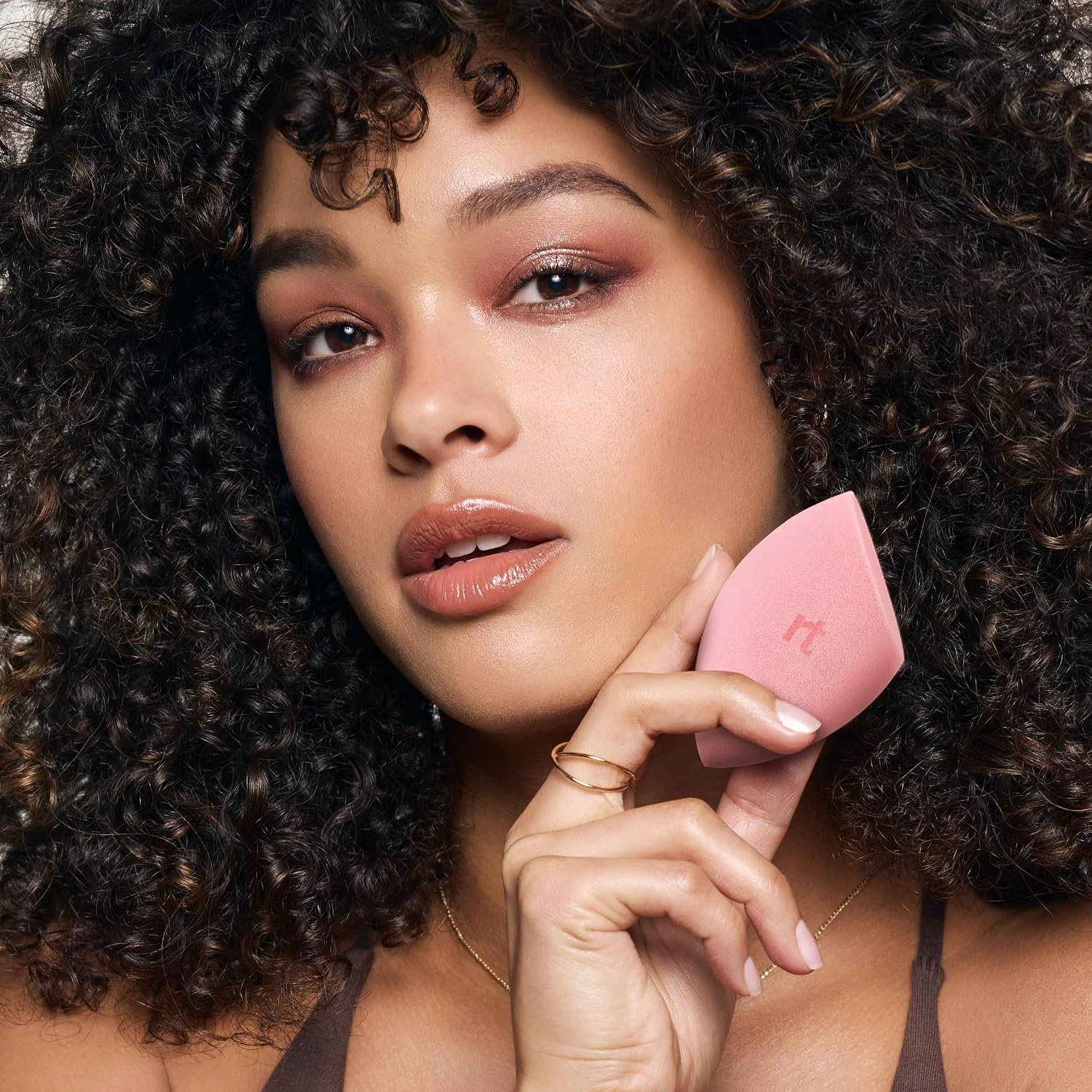 image:imageReal Techniques Miracle Powder Sponge Makeup Blending Sponge For Powder Products Set Makeup For Natural Finish amp Cloud Skin Buildable Coverage Velvet Material LatexFree Foam 1 Count2 Count Pack of 1