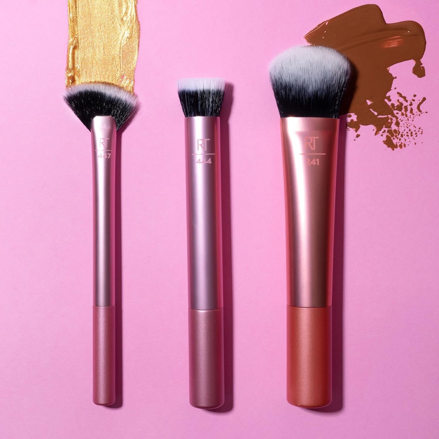 image:imageReal Techniques Seamless Complexion Makeup Brush For Foundation Primer amp Moisturizer Multipurpose Foundation Brush Or Skincare Tool StreakFree Buildable Coverage amp Natural Finish 1 Count