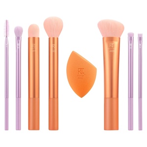 Real Techniques 8 Piece Level Up Brush And Sponge Set, Makeup Brushes For Eyeshadow, Foundation, Blush, & Bronzer, Makeup Blending Sponge, Synthetic Bristles, Stocking Stuffer, Cruelty-Free