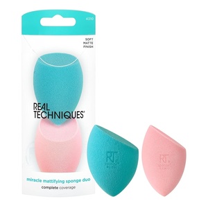 Real Techniques Miracle Mattifying Makeup Sponge Duo, Matte Finish, Cloud Skin, Full Coverage Foundation & Powder Makeup Blending Sponges for Oily Skin, Cruelty & Latex-Free Foam, 2 Count(1 Count (Pack of 2))